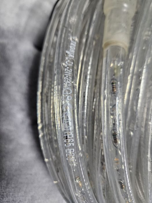 Sprzedania wąż  ledową ciepła barwa i zimna okolo 70 m bieżących