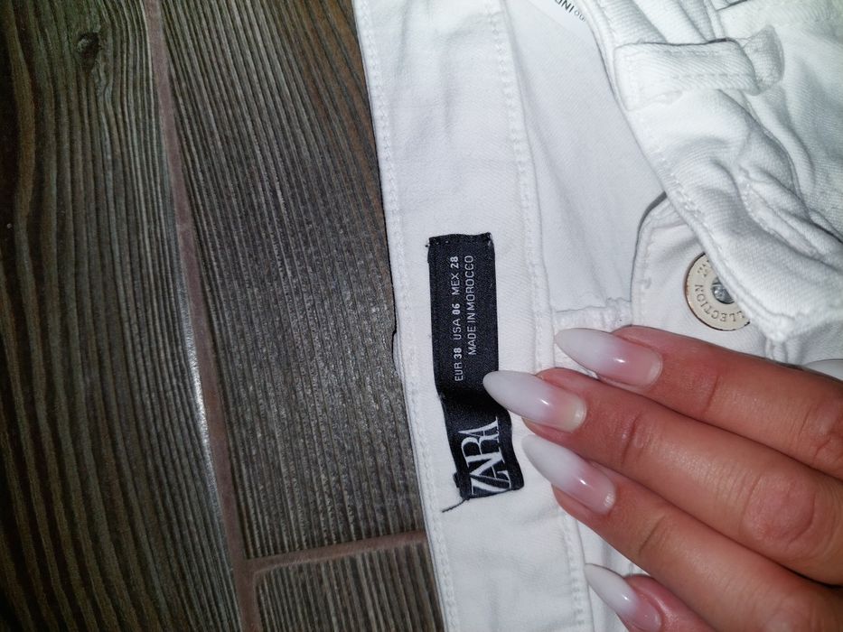 Білі джинси Zara