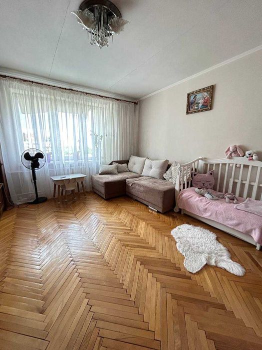 Продаж 2 кімнати 51 м2, вул. Керамічна (Княгині Ольги) цегляний будинок (чешка)