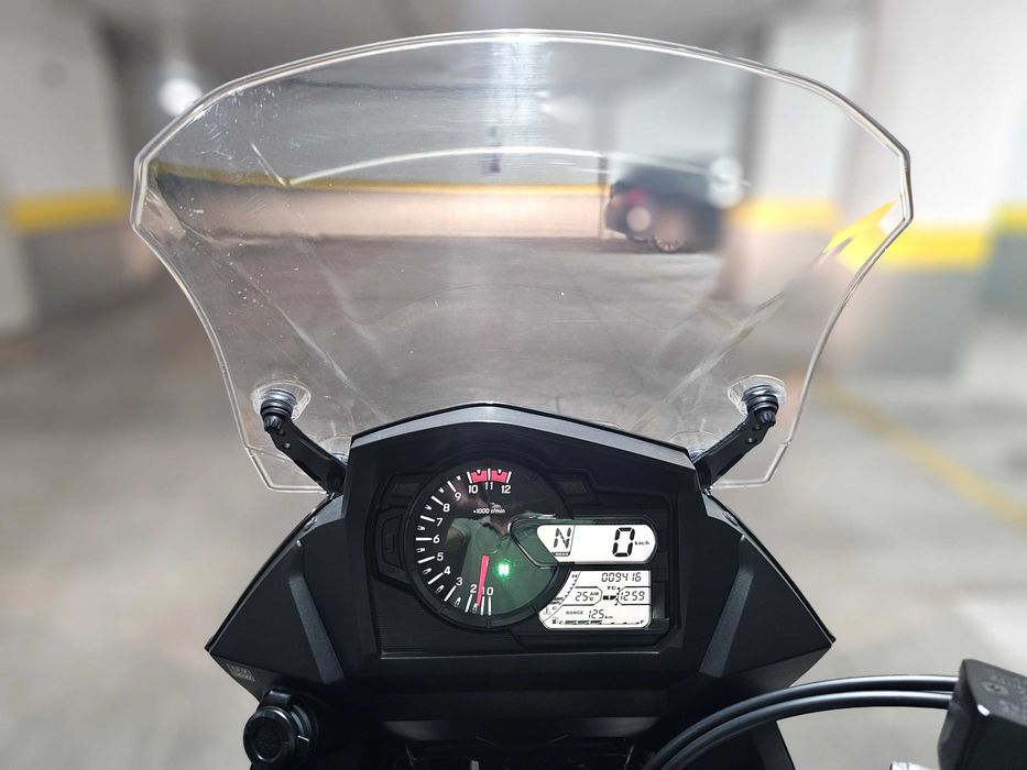 Suzuki DL 650 VSTROM de 2025 com 9.400 kms Garantia até 2028 Aceito Troca