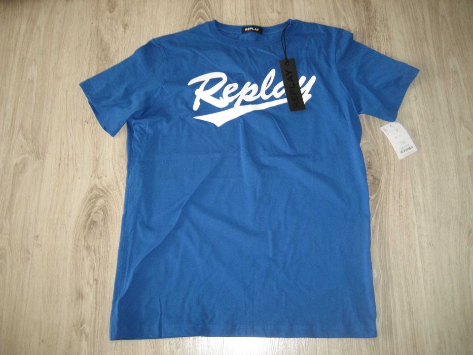 Replay - t-shirt z napisem M
