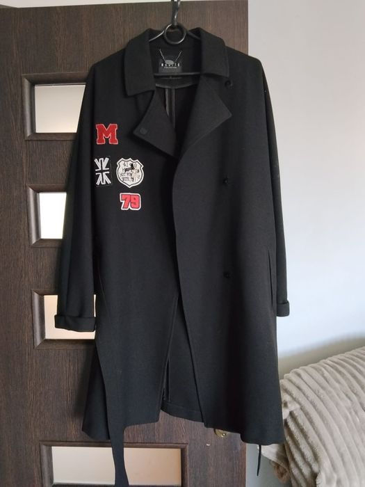 Płaszczyk czarny Mohito