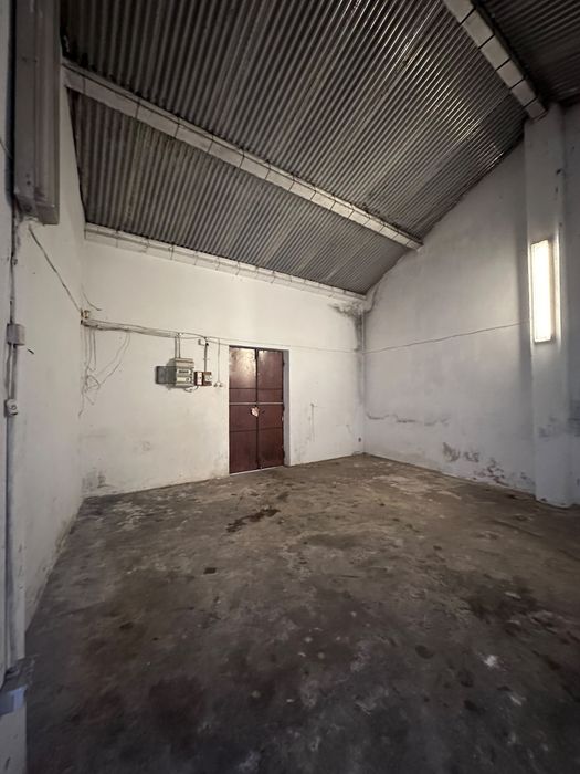 Loja com armazém