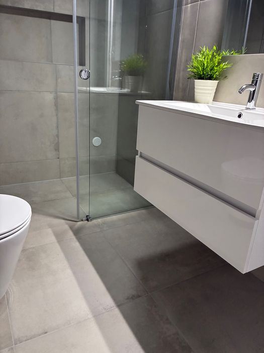 Moradia T3+1 nova, com piscina em Samora Correia