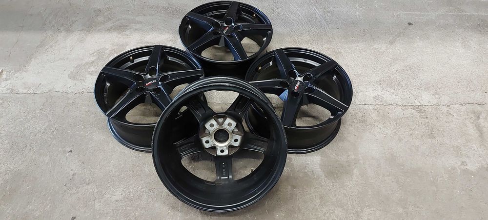 Felgi aluminiowe 6,5jx16 et50 5x112 Vw Seat Skoda Audi Czarne