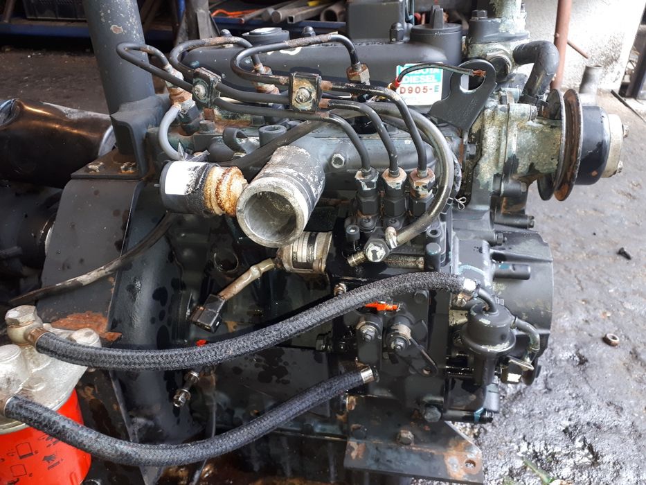 Silnik kubota D 905 e