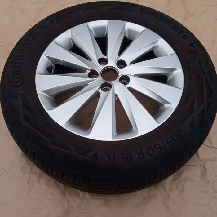 seat arona 17 felga 6f0 oryginal 215/60 opona koŁo