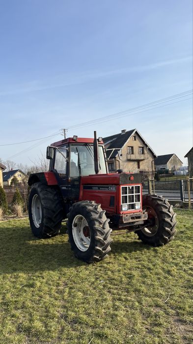 Case International 1255 XL