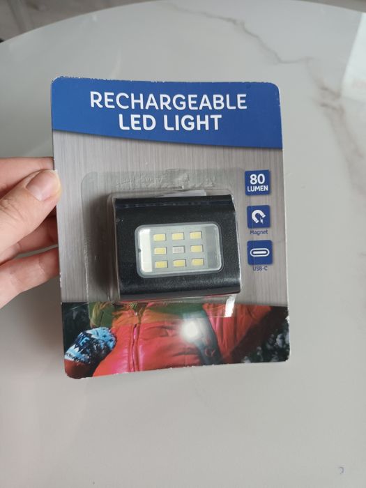 Nowa lampka led z akumulatorem na magnes