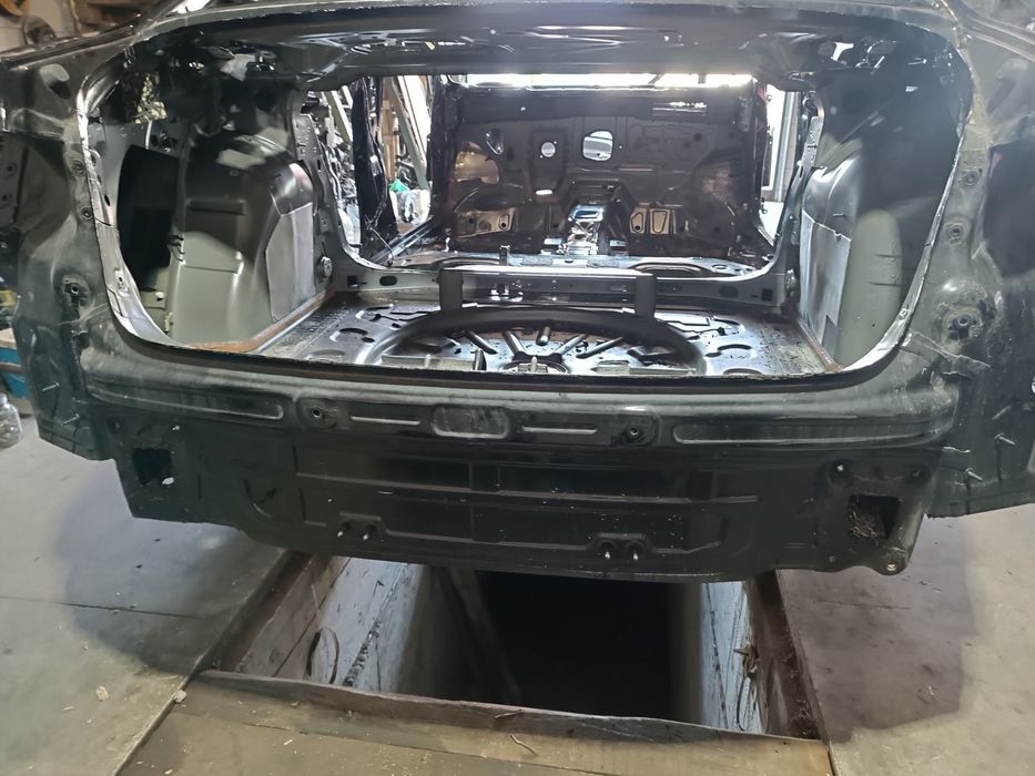 четверть чверть четвертина чвертка задня панель корито Ауді А3 8V 14-