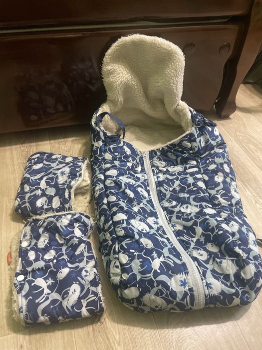 Конверт в санки з рукавичками