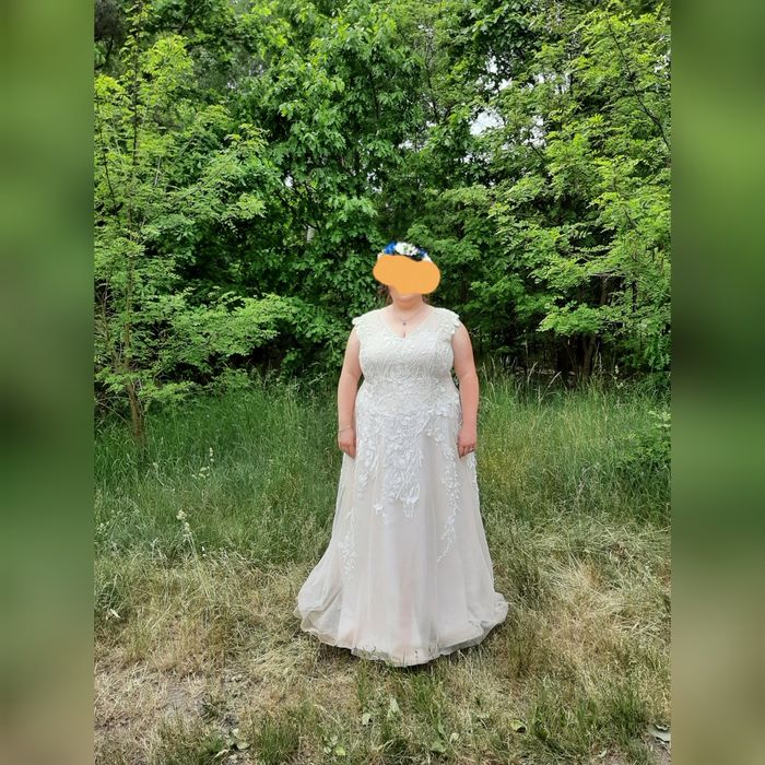 Suknia ślubna plus size