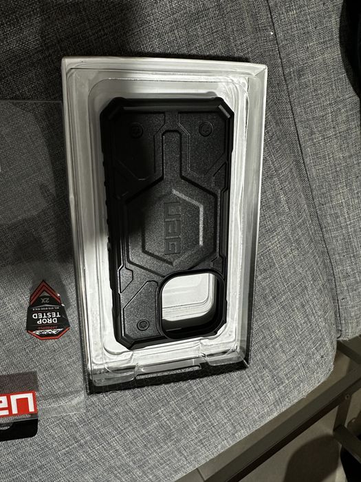 Capa uag para iphone 15 pro resistente