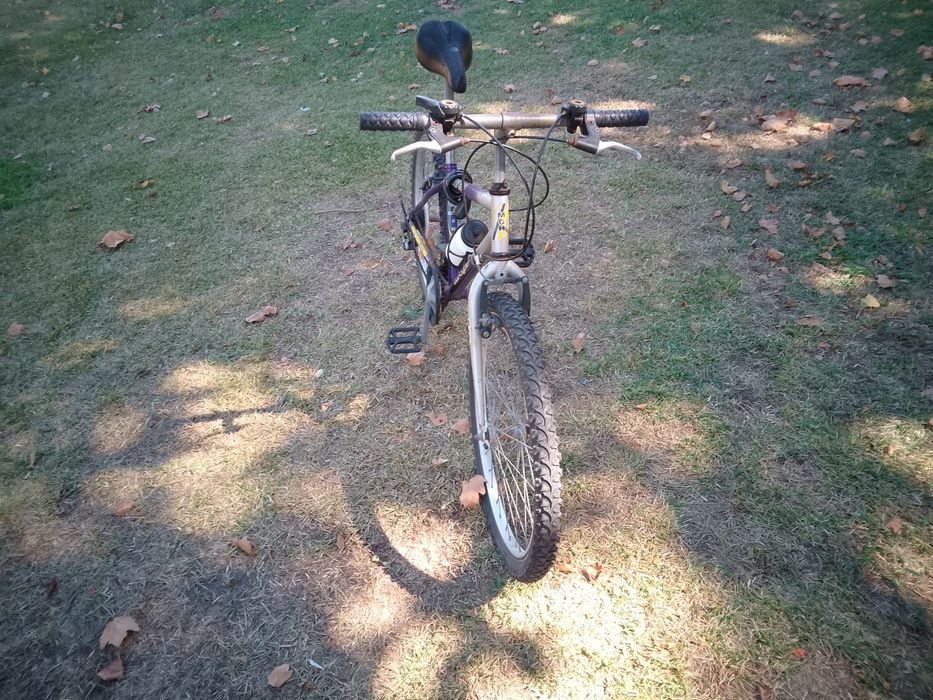 Vendo bicicleta MTB 600 antiga