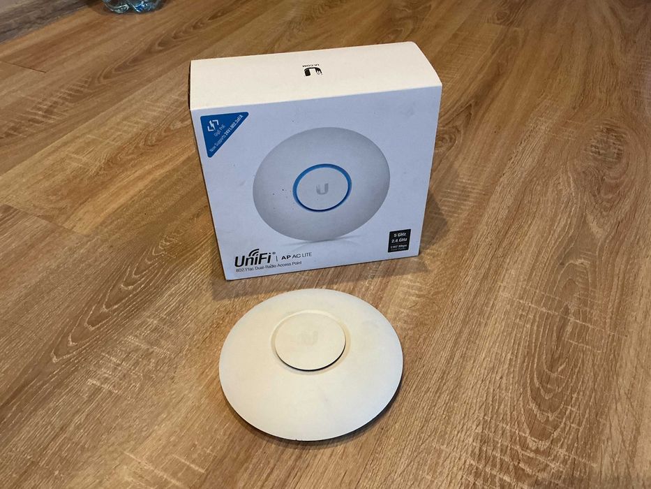 Ubiquiti UAP AC LITE (a/b/g/n/ac 1200Mb/s) 2,4/5GHz