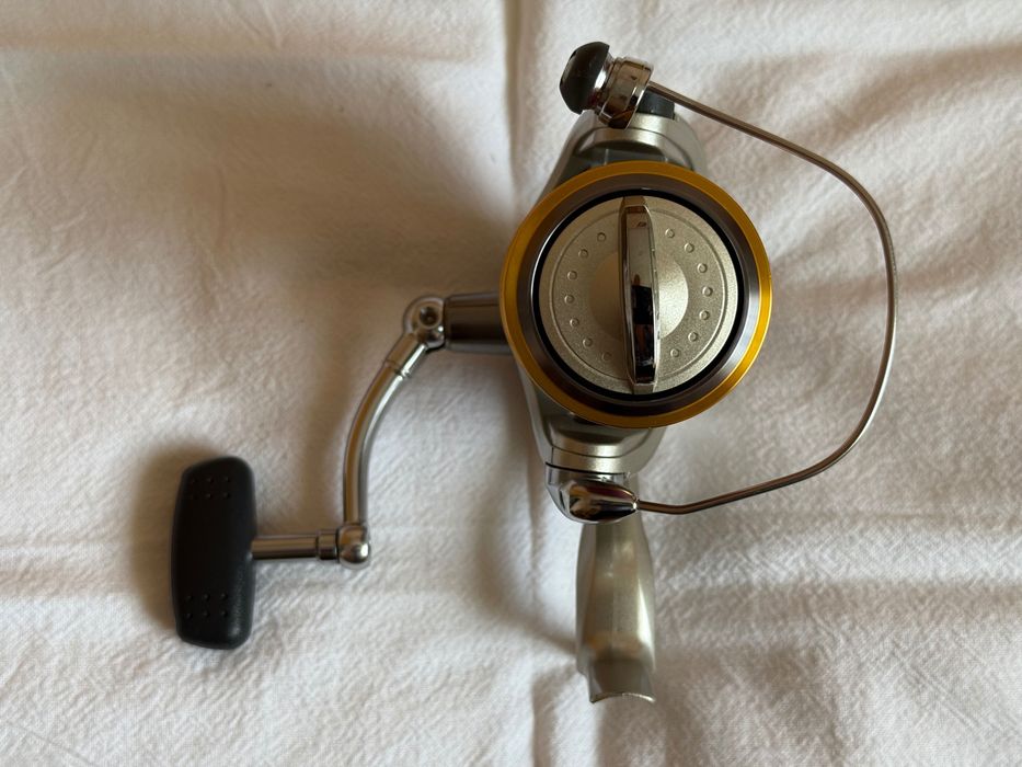 Mocny kołowrotek Shimano AERNOS XT4000 w super stanie
