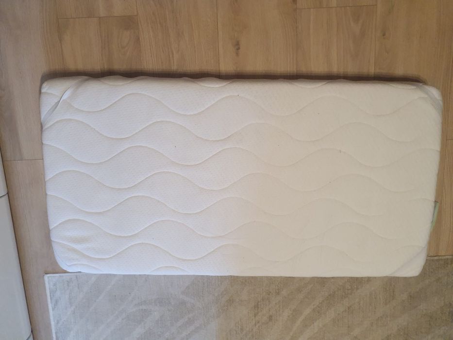 łóżeczko dziecięce IKEA SUNDVIC z materacem