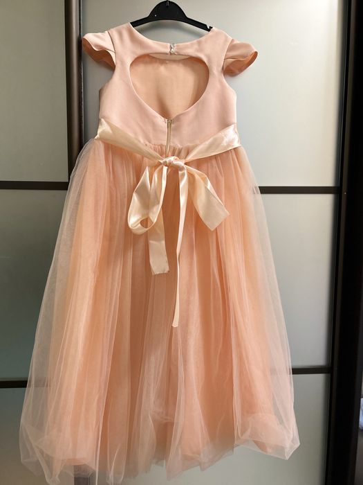 Святкова сукня на принцесу