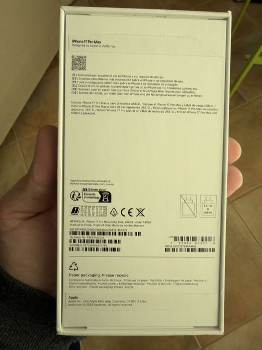 Vendo caixa original de iphone 17 pro max