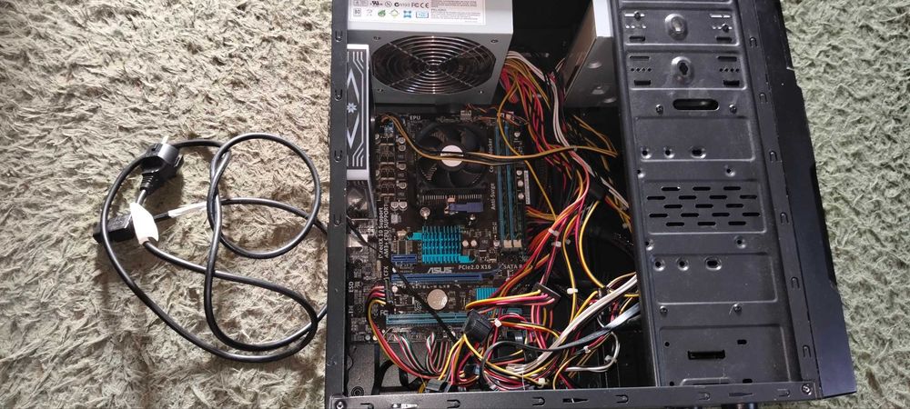 Системний Блок AMD FX-4320/сокет AM3+/16 ГБ DDR3