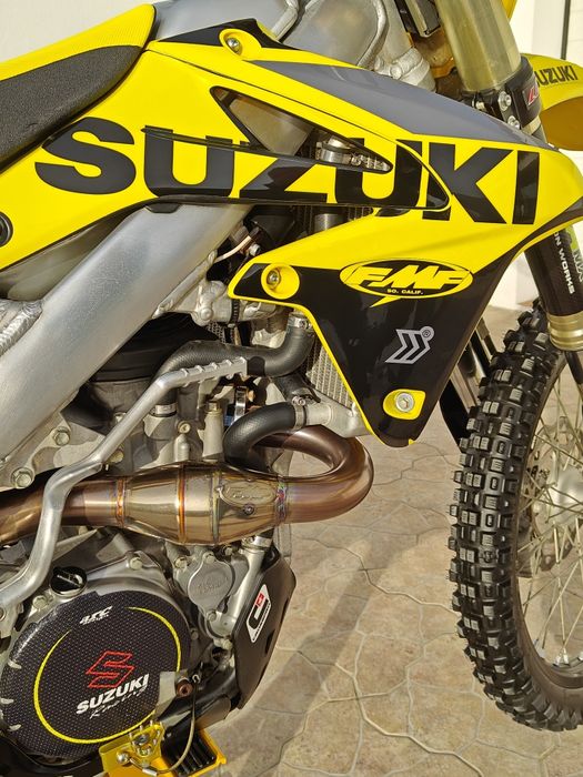 Suzuki RMZ 450 matriculada