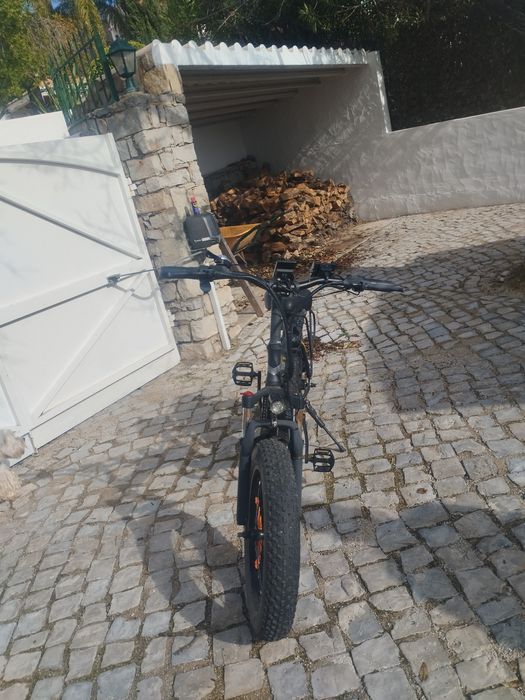 Bicicleta elétrica dobrável