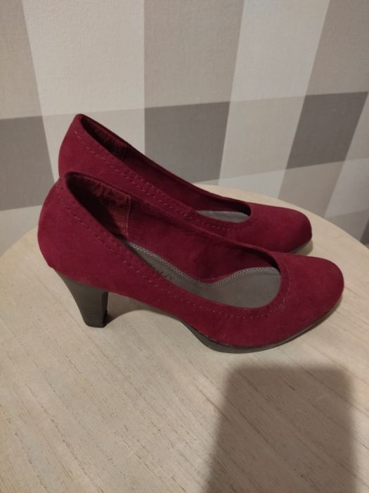 Buty eleganckie na platformie Marco Tozzi stan nowe