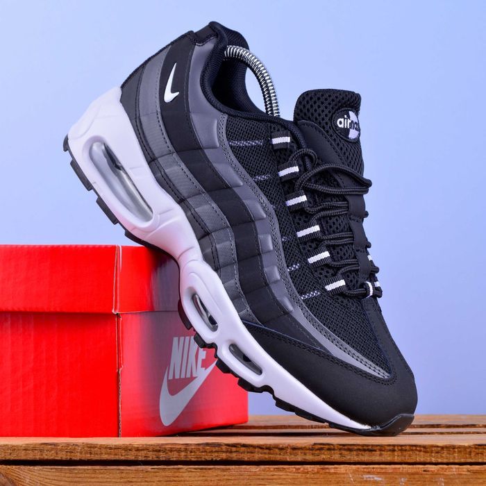 (1989) Акція! Кросівки Nike Air Max 95 чорні з білим (з 36 по 46) найк найки