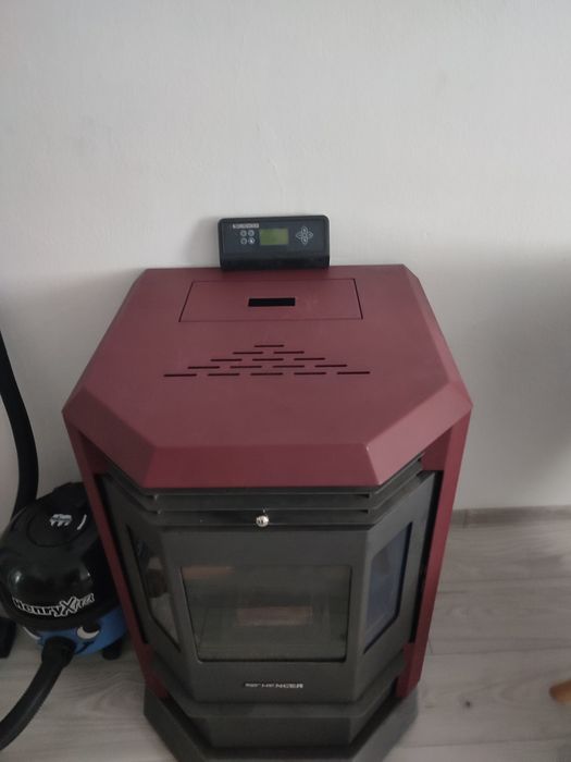 Piec na pellet SCHENGER HLP3602 9,3kW A++ W pełni automatyczny ECO+TIMER Czerwony