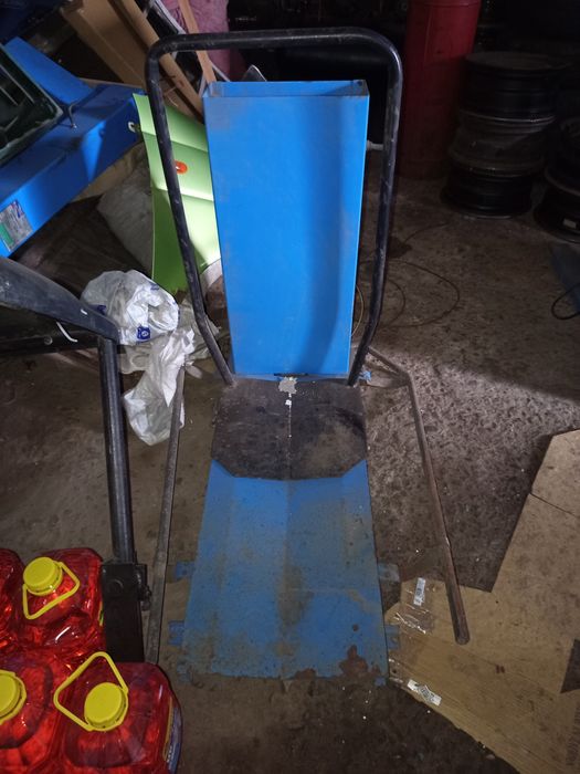 Продам балансировачный станок U150