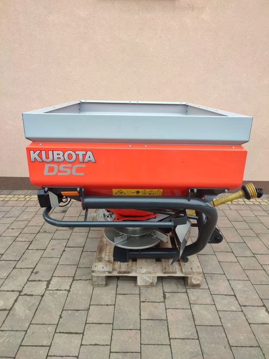 Kubota DSC rozsiewacz nawozów Kverneland EL jak nowy