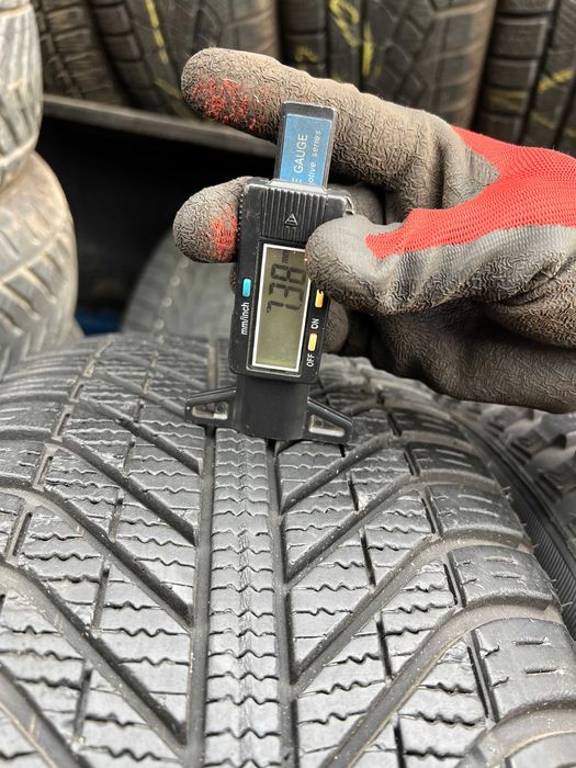 235/55R17 Goodyear Vector 4Seasons Шини/Колеса/Всесезонні Склад шин