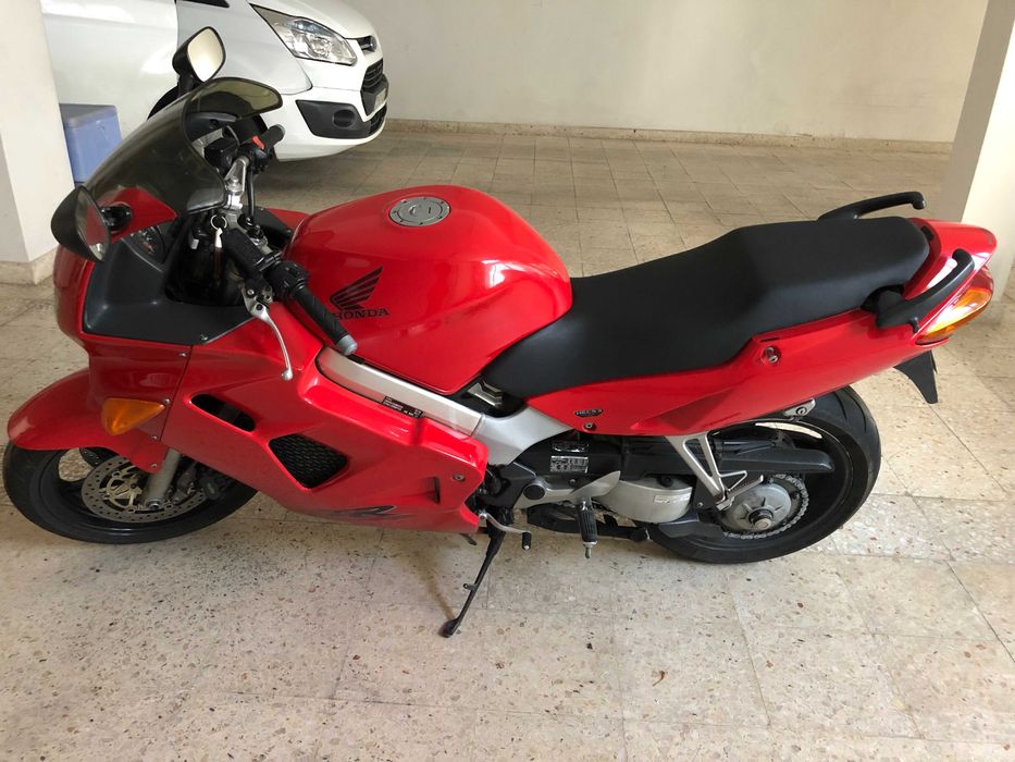 Honda VFR800FI 2001