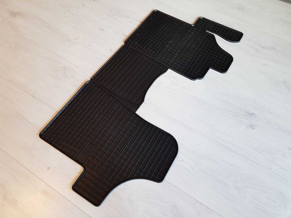 Dywaniki Gumowe Korytka Wykładziny Mercedes Vito W639 Rok 03-14 Viano