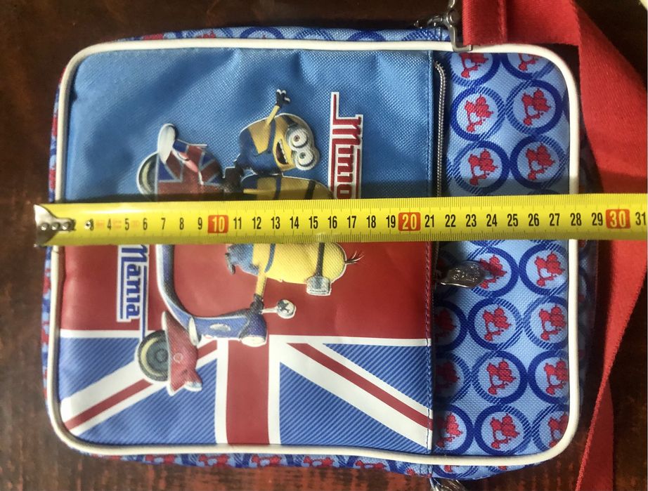 Mala Minions com alça