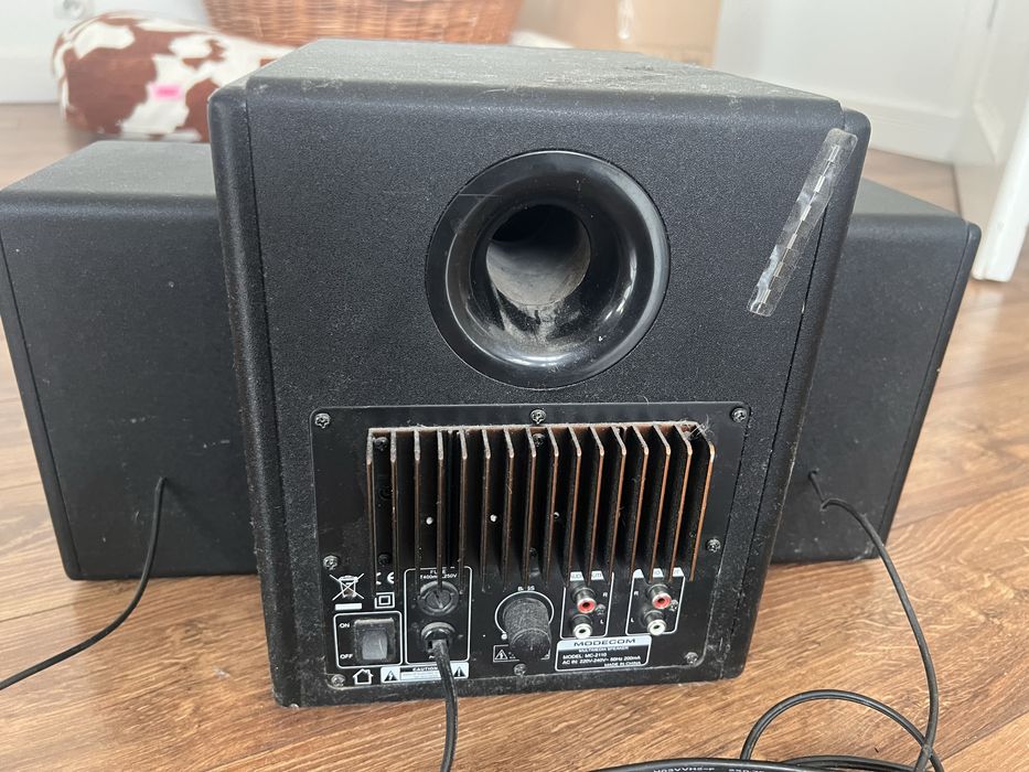 Modecom 2.1 subufer