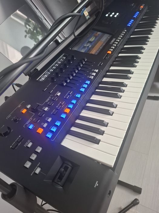 Yamaha Genos 1 plus dodatki