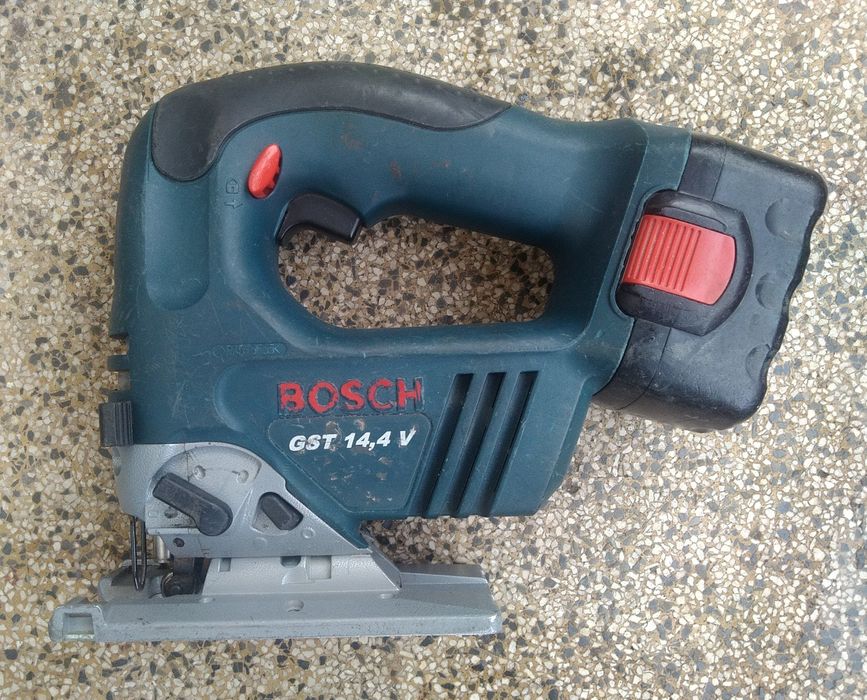 Tico-tico Bosch GST 14.4v profissional