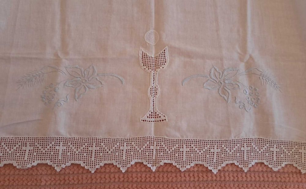 Toalha de Altar + Conjunto de Panos