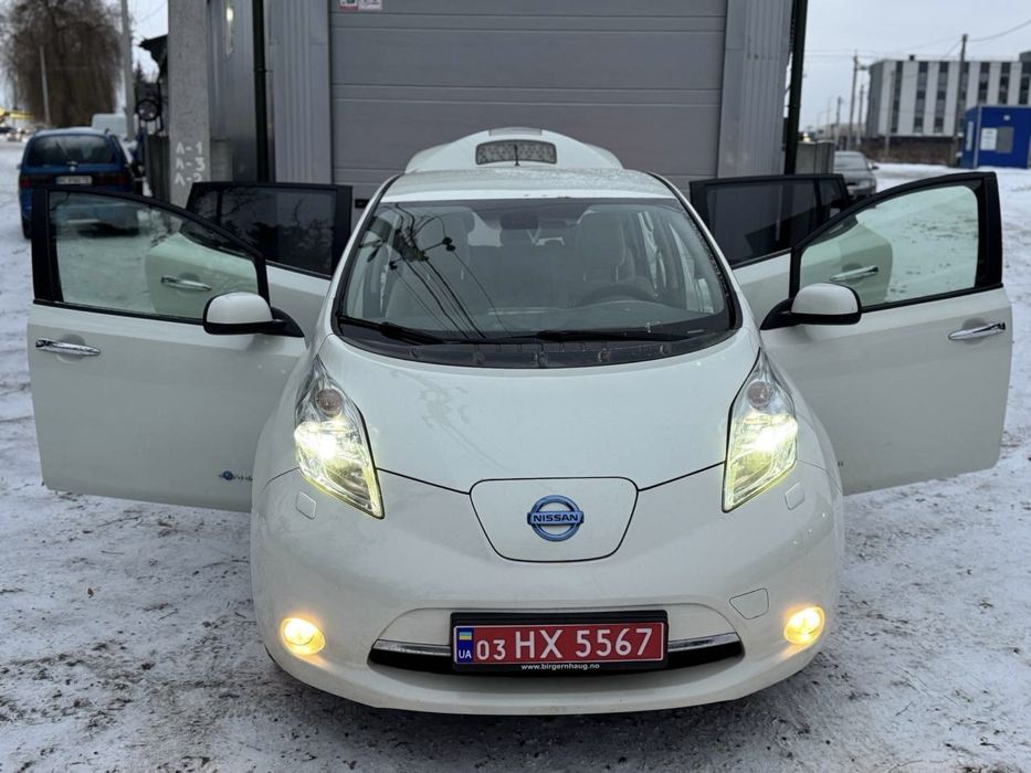NIssan Leaf 24 kWh Електро Авто