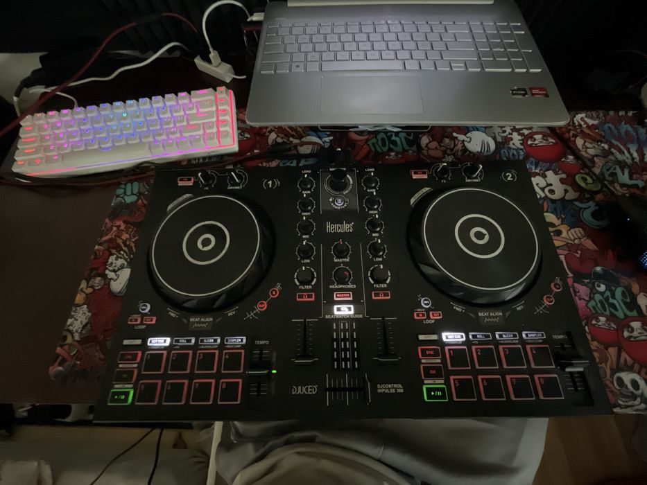 Hercules 300 pra djs