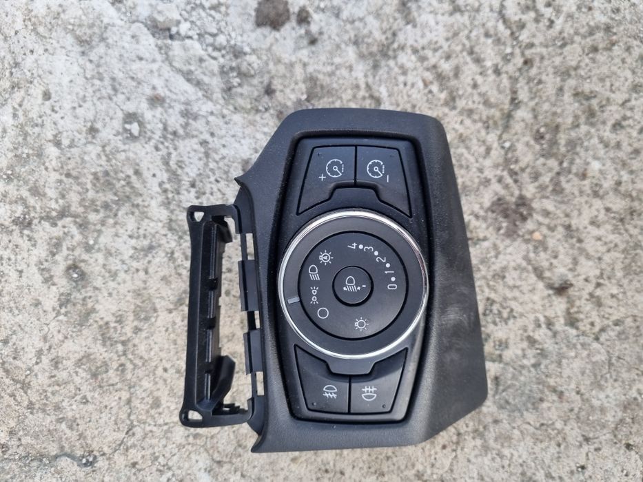 Włącznik przełącznik świateł ford focus mk3 europa