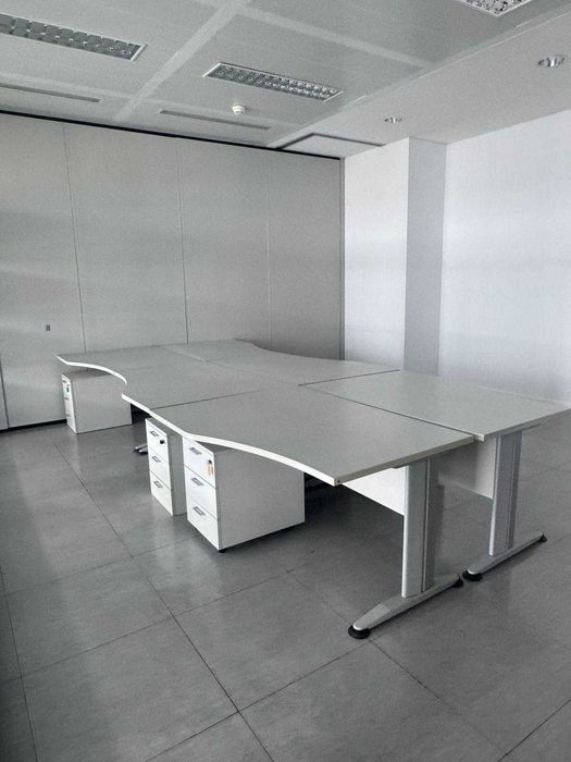 Secretarias  com ou sem blocos de gavetas