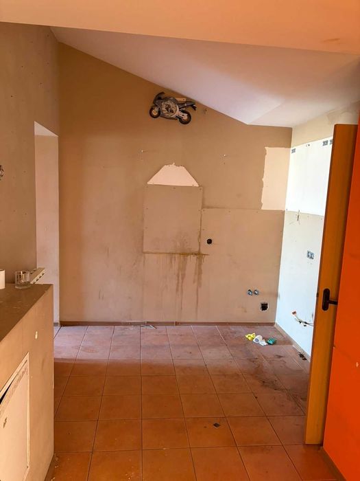Видовий Loft-простір 92 м² з терасою , метро Мінська , Для офісу, студії або проживання. Без %.