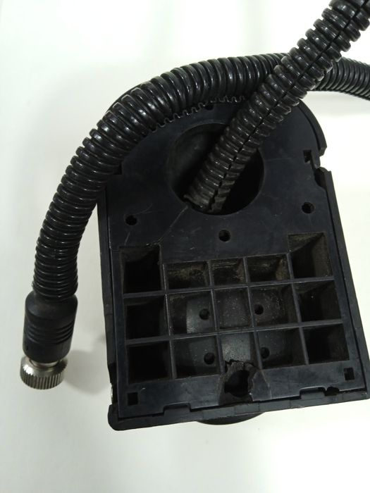 Универсальная Автомобильная камера 12V.