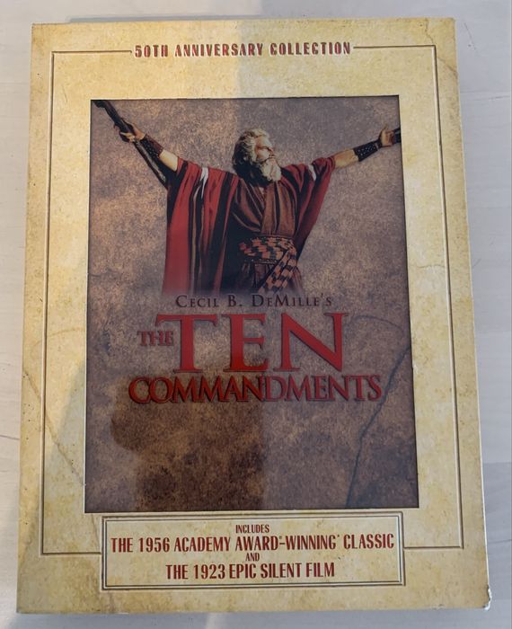Os Dez Mandamentos (três DVDs)
