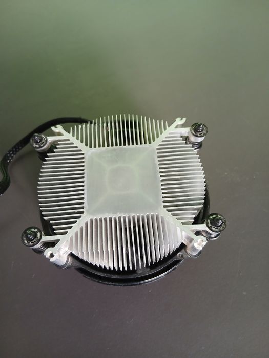 Процесор AMD Ryzen 5 2600