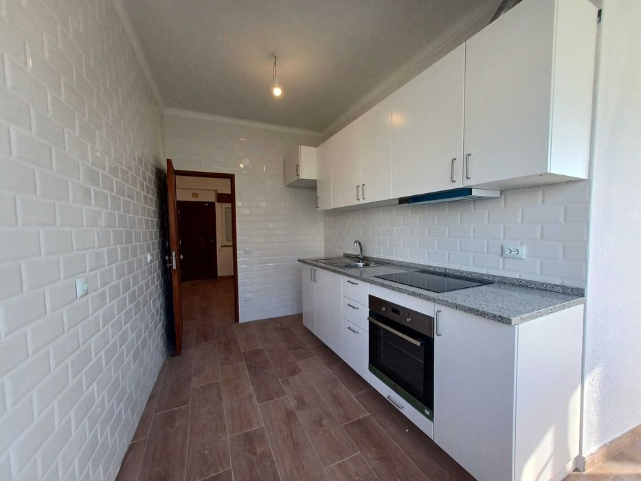 Apartamento T3 - Mira de Aire - Arrenda