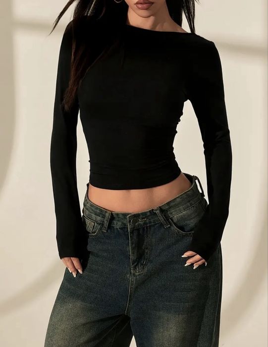 Кофта з відкритою спиною (водолазка)