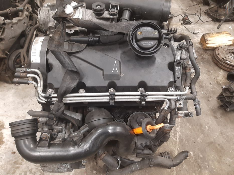 Мотор двигун 1.9 дизель 77кв BXE VW Passat B6 Golf5 Skoda a5